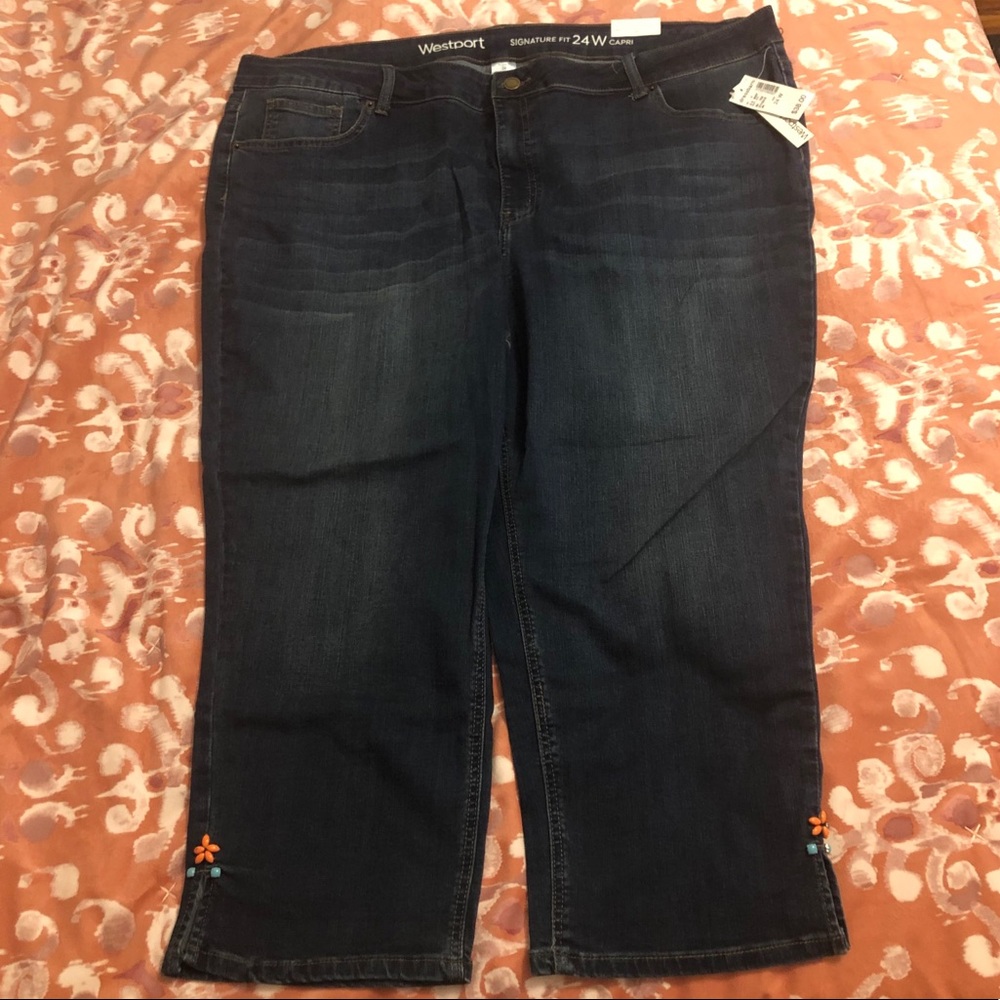 NWT denim mid rise Capri jeans